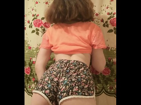 ❤️ 性感的年輕寶貝在相機上脫掉她的短褲 ️ 蕩婦 在色情 zh-tw.fullpornercom.ru ﹏